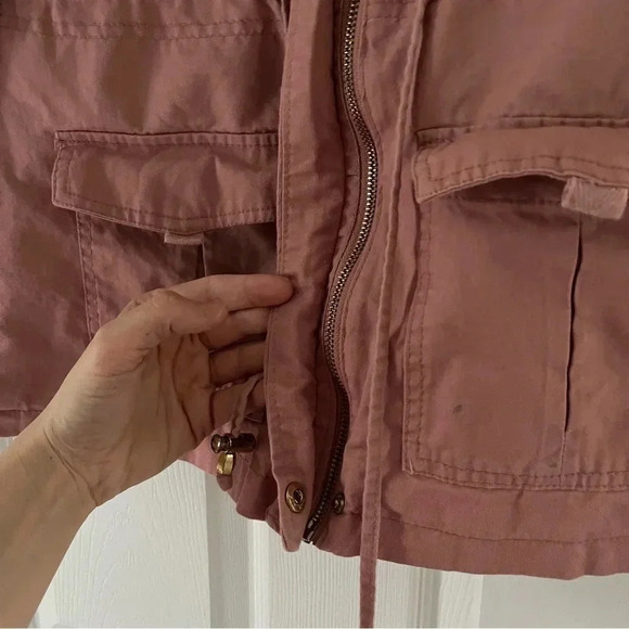 Pink Light Jacket with Zipper - Picture 5 of 10